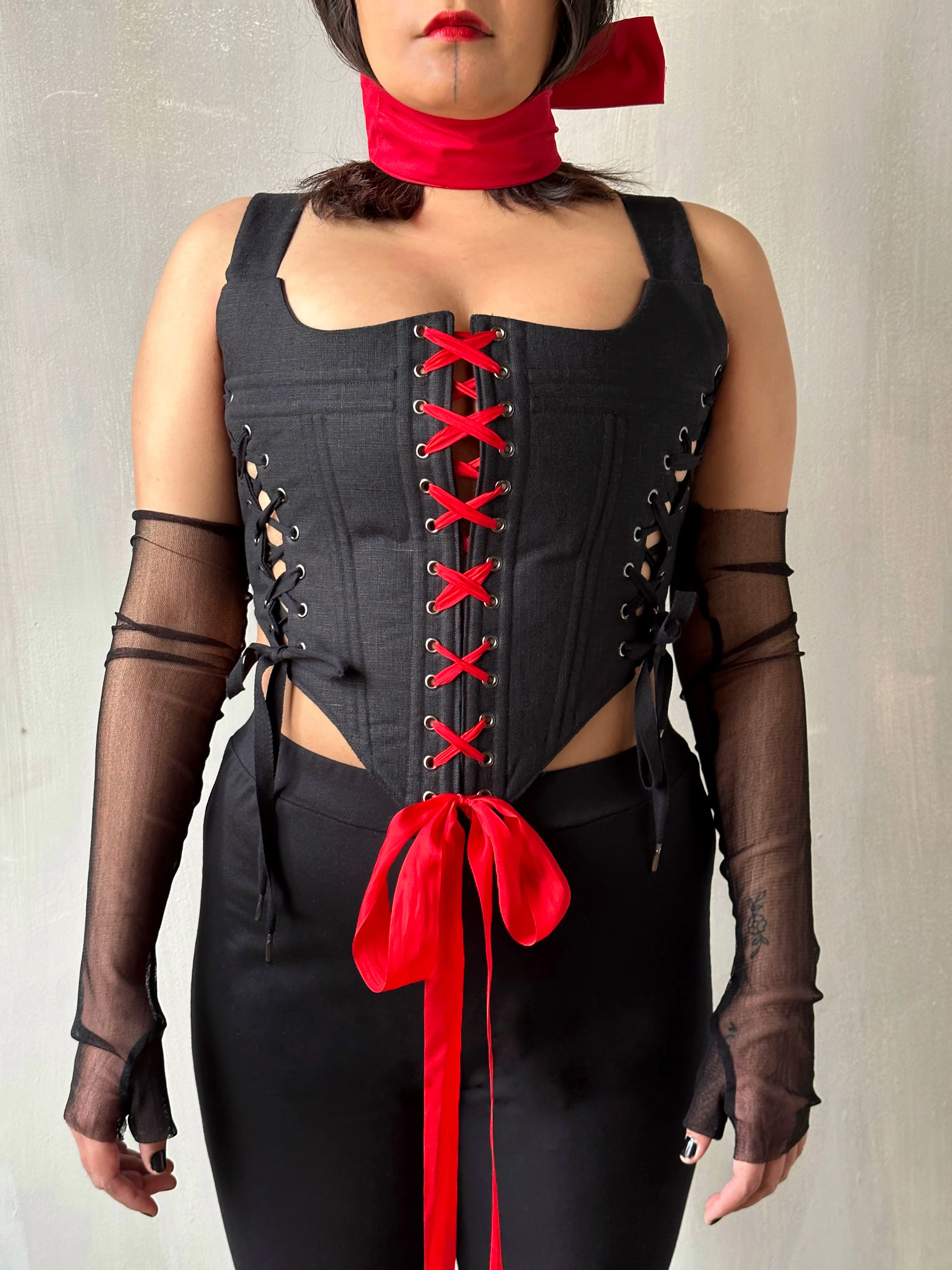 FW'24: Silk Fingerless Opera Gloves in Black (Pre-Order) - Image 5